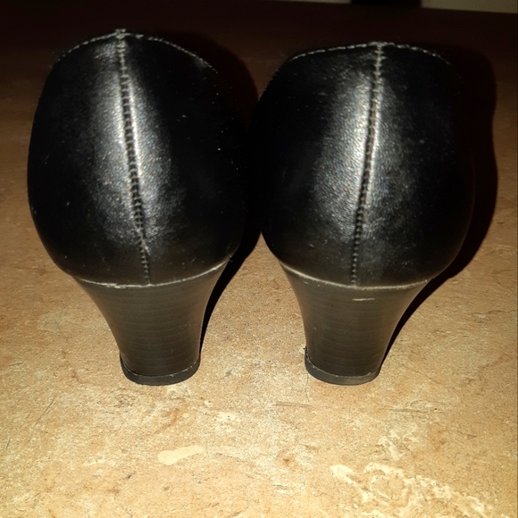 Report Black Wedge Heels with Bow - Picture 5 of 10